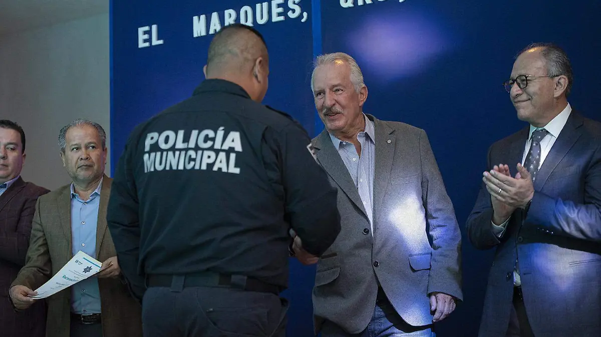 ENRIQUE VEGA